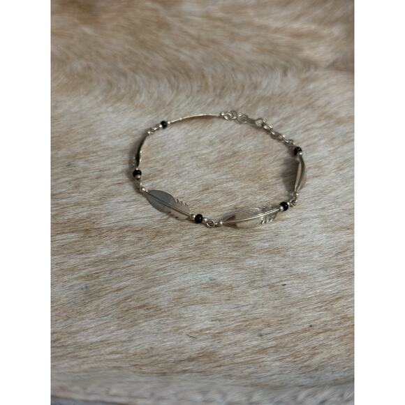 Native American SW Sterling Silver Feather Link Onyx Bracelet 7” - Picture 6 of 12